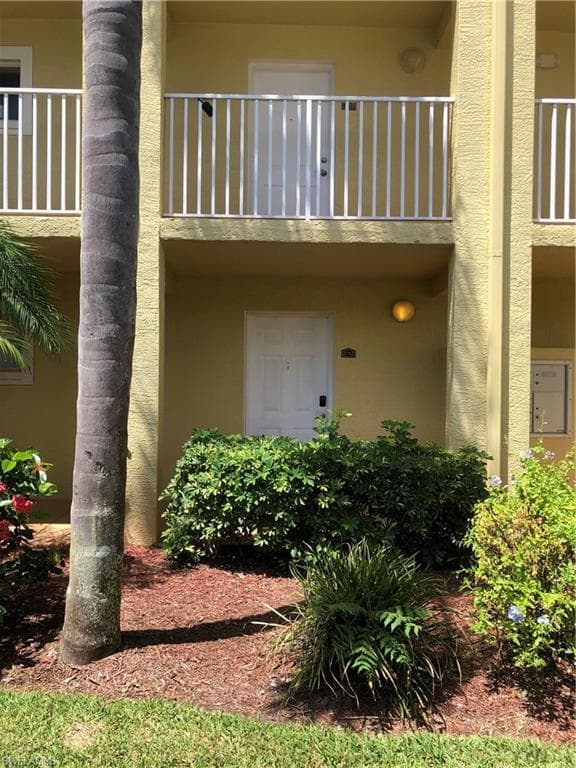 8304 Key Royal CIR 1712 NAPLES, FL 34119