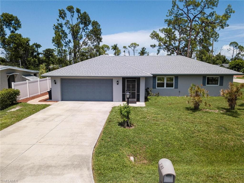 2149 Ephraim AVE FORT MYERS, FL 33907