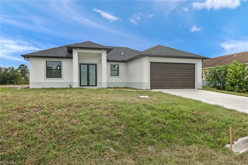 2607 4th ST SW LEHIGH ACRES, FL 33976