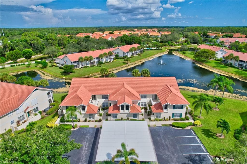 4960 Deerfield WAY E-203 NAPLES, FL 34110