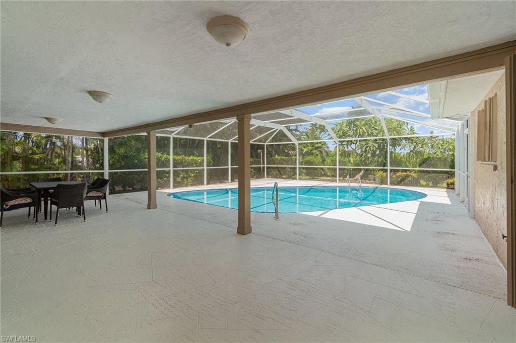 1403 SE 33rd ST CAPE CORAL, FL 33904