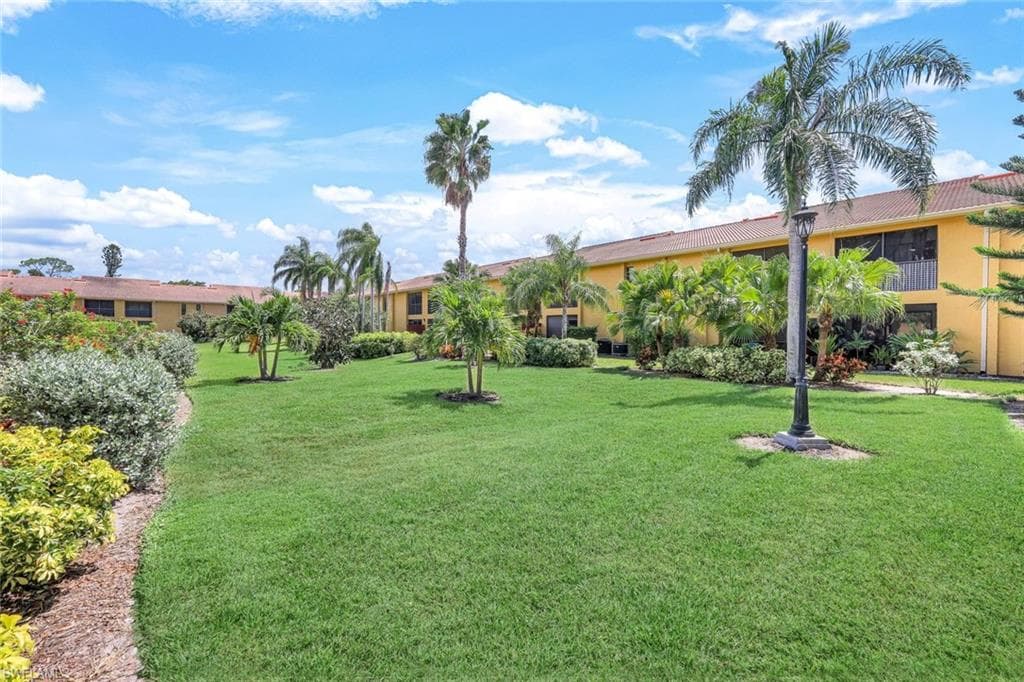 9845 Citadel LN 205 BONITA SPRINGS, FL 34135