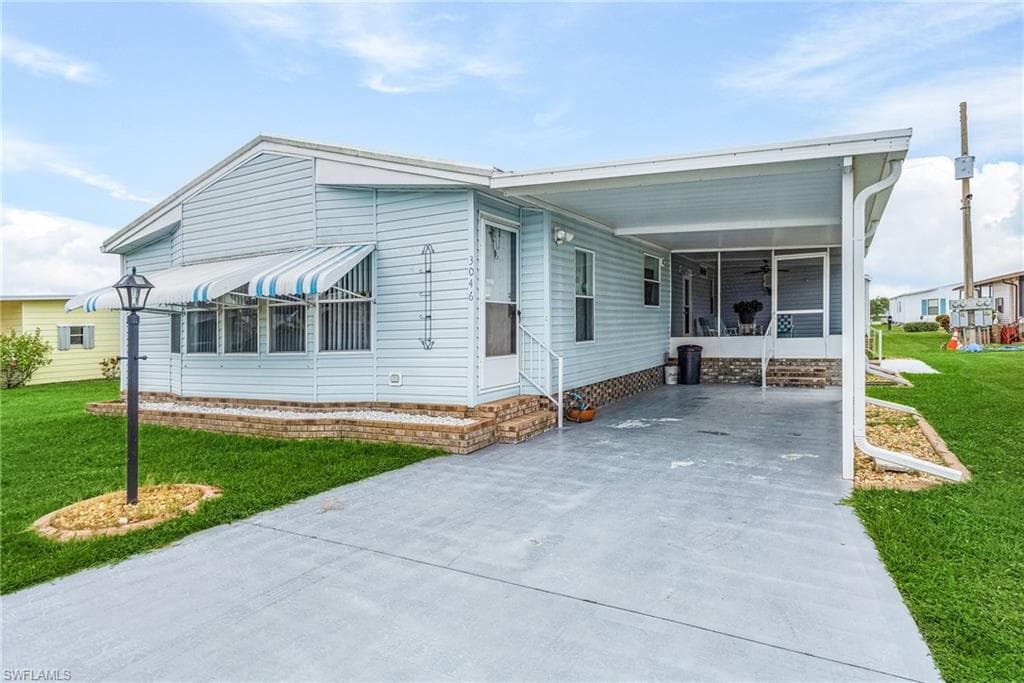 3046 Rain Dance LN NORTH FORT MYERS, FL 33917