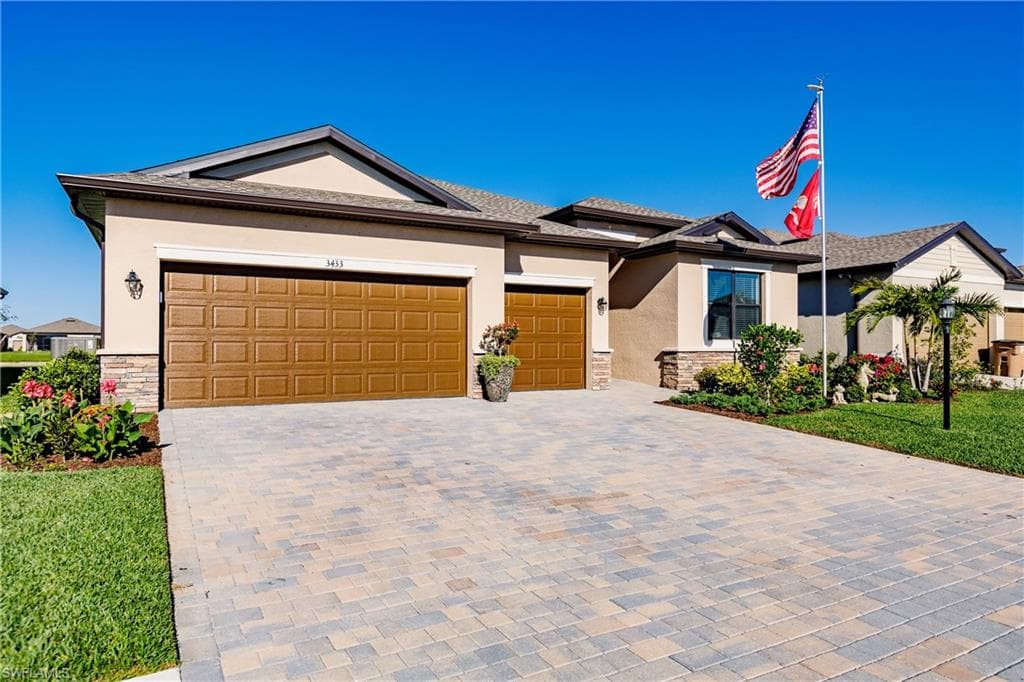 3433 Murcia CT FORT MYERS, FL 33905