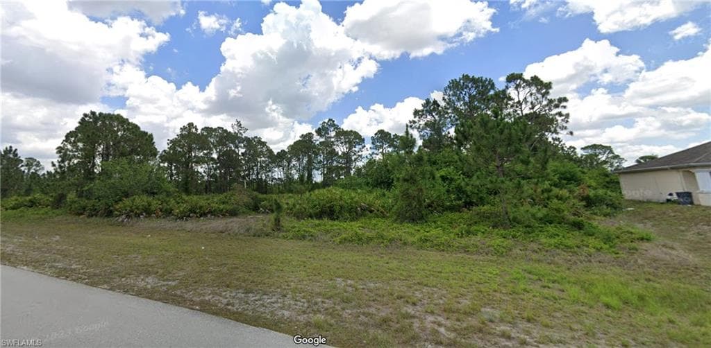 553 McArthur BLVD LEHIGH ACRES, FL 33974