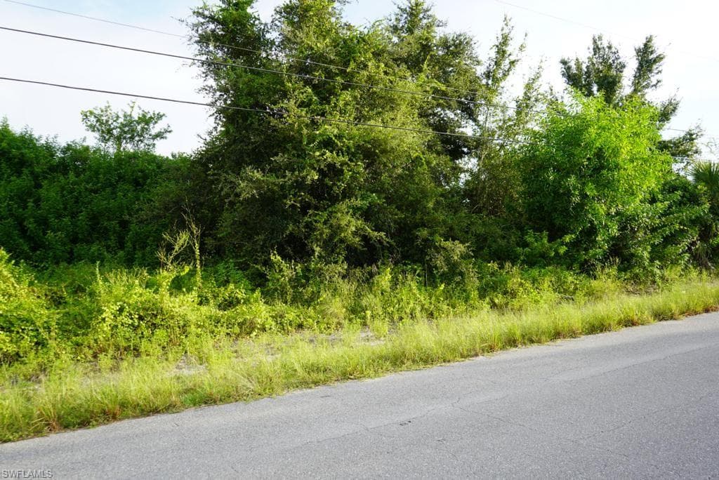 3508 19th ST SW LEHIGH ACRES, FL 33976