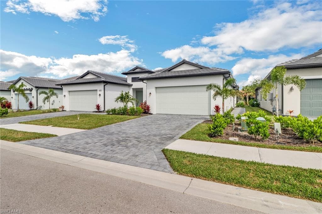 14859 Loggerhead DR NAPLES, FL 34120