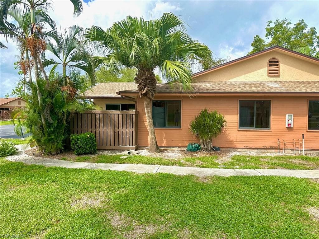 17314 Timber Oak LN FORT MYERS, FL 33908