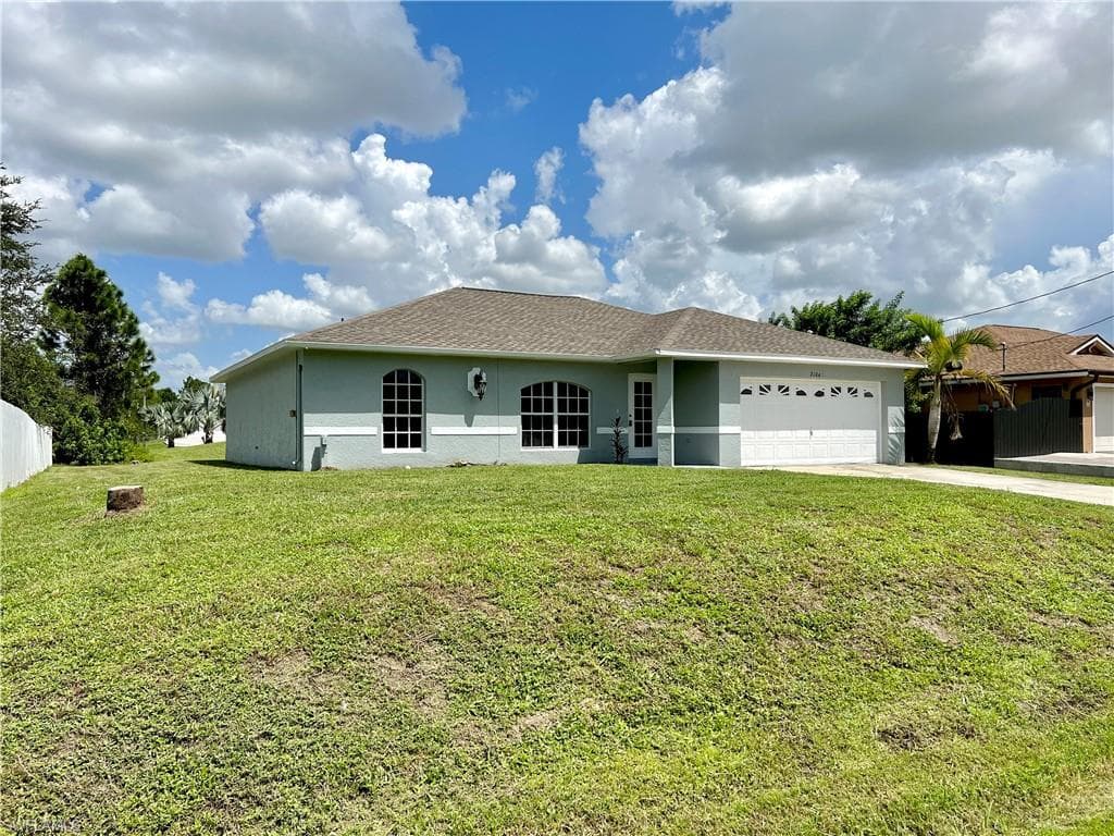 2104 Ann AVE N LEHIGH ACRES, FL 33971