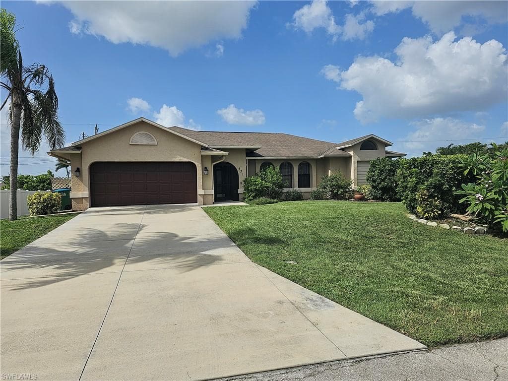 431 SE 17th TER CAPE CORAL, FL 33990