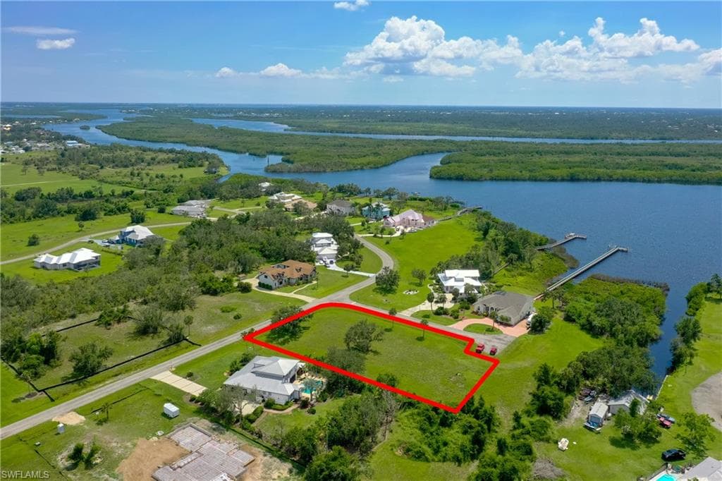531 Woodstork LN PUNTA GORDA, FL 33982