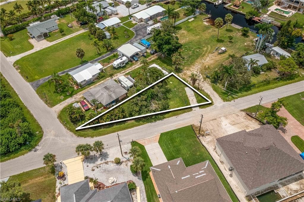 5979 Park RD FORT MYERS, FL 33908