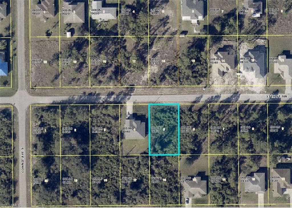 2511 37th ST SW LEHIGH ACRES, FL 33976
