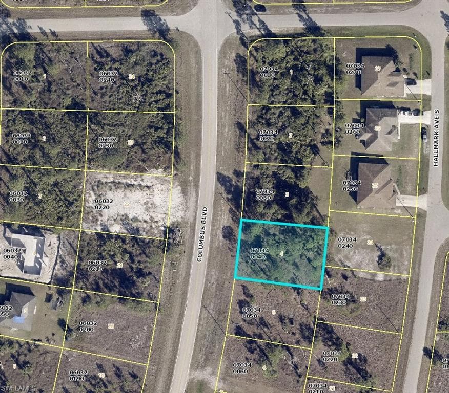 1135 Columbus BLVD S LEHIGH ACRES, FL 33974