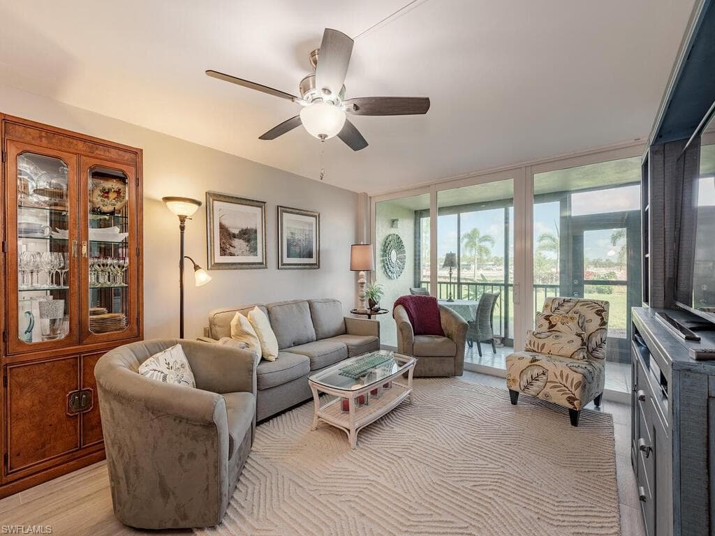 25808 Cockleshell DR D-115 BONITA SPRINGS, FL 34135