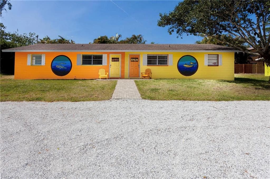 11093 Kelly RD FORT MYERS, FL 33908