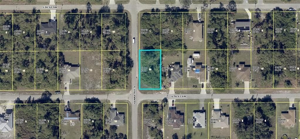2726 6th ST SW LEHIGH ACRES, FL 33976