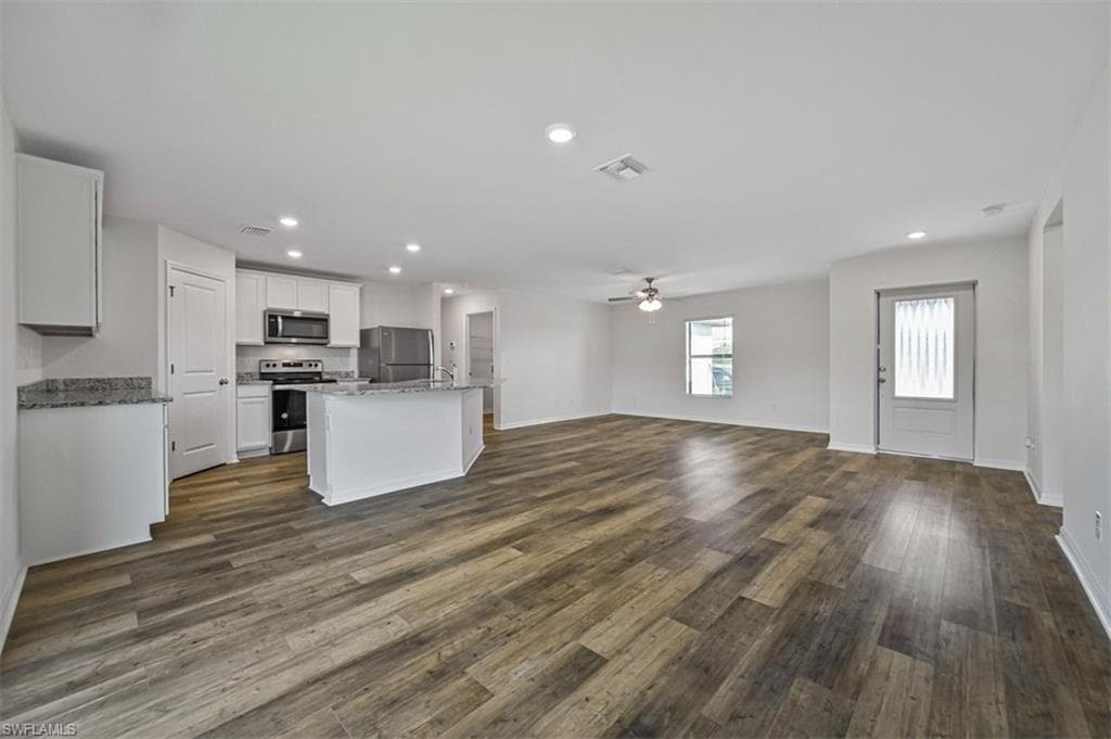 2830 NW 25th LN CAPE CORAL, FL 33993