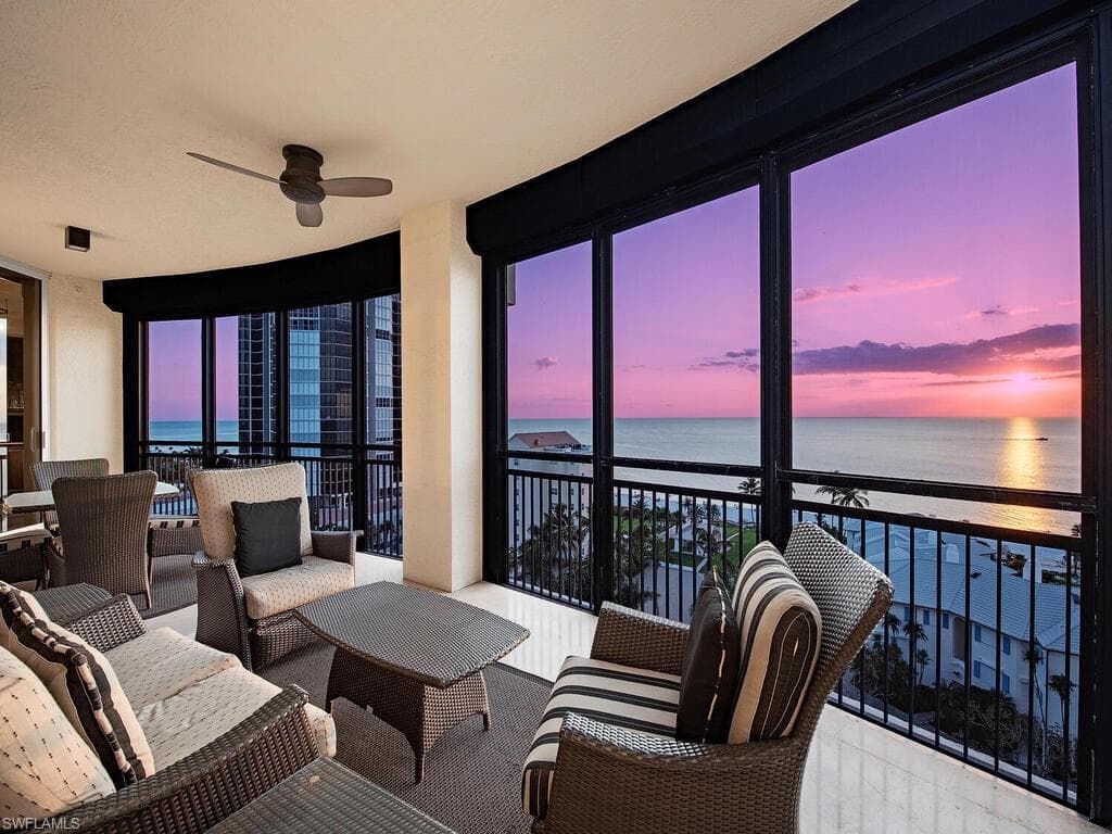 81 Seagate DR 902 NAPLES, FL 34103