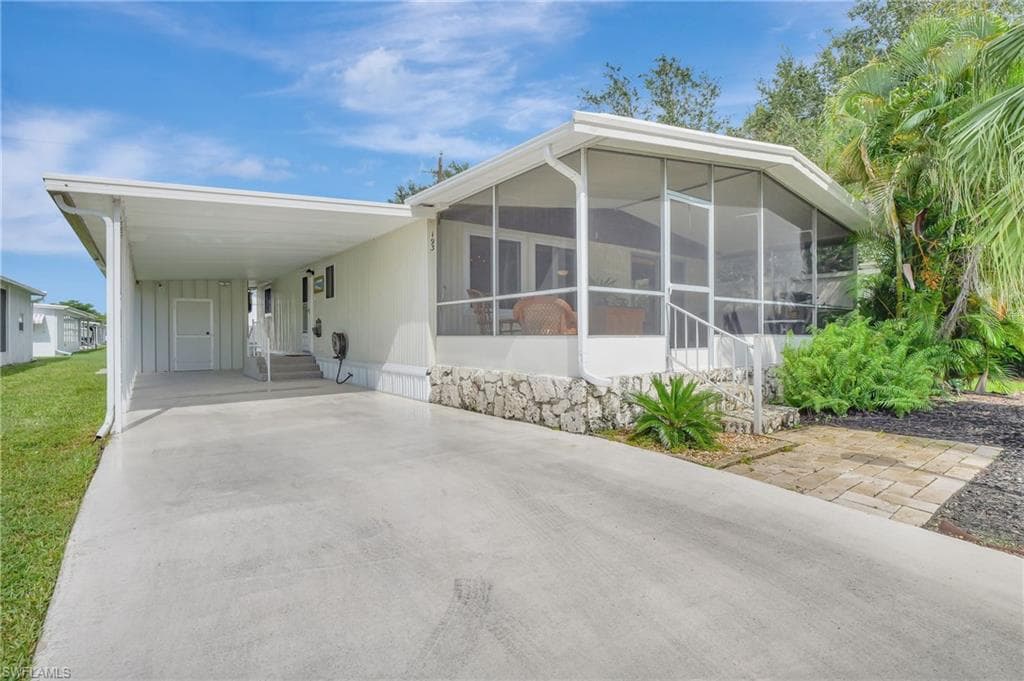 193 Carissa LN 89 NAPLES, FL 34114