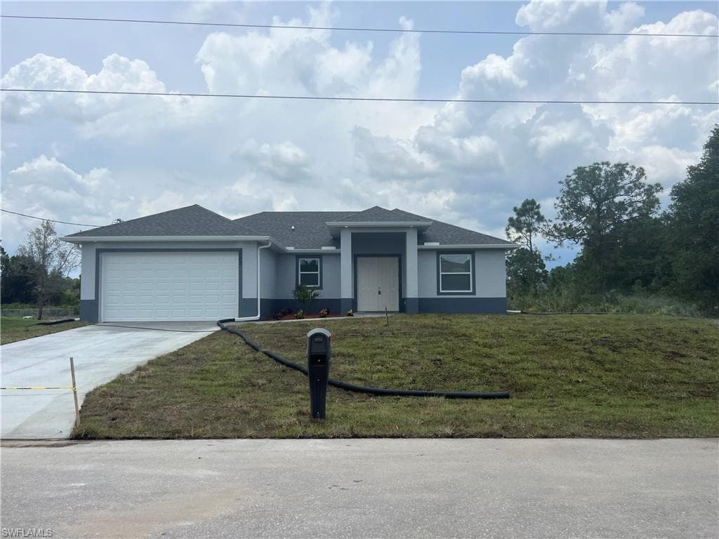 1902 W 14th ST LEHIGH ACRES, FL 33972