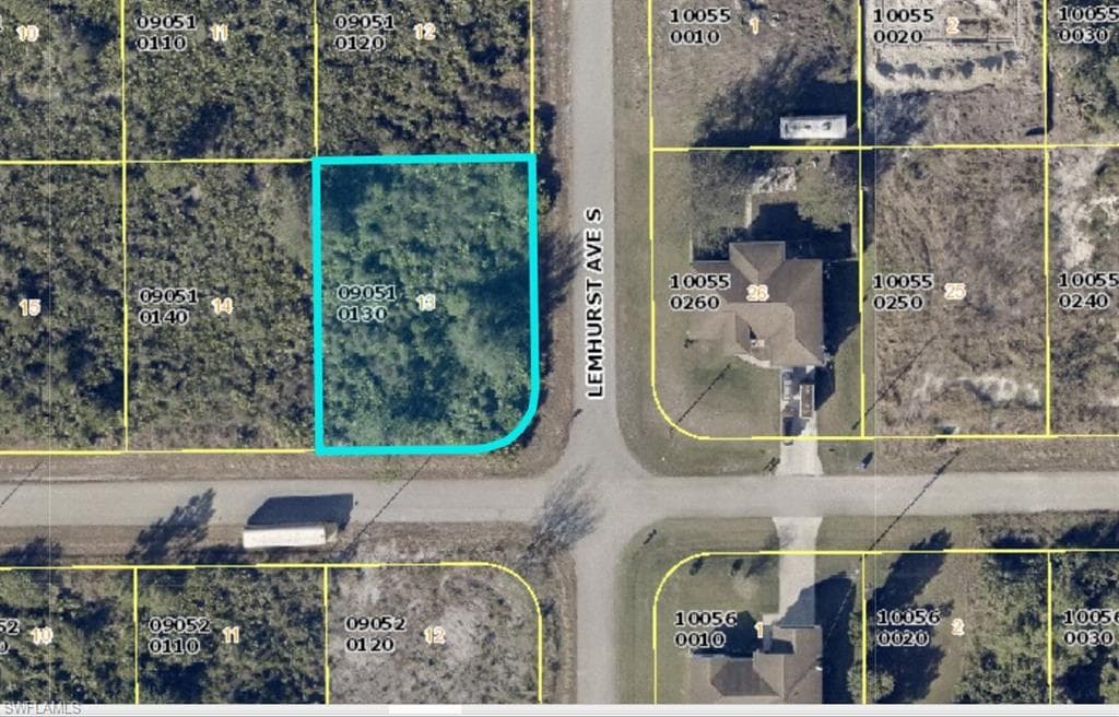 737 Chambers ST E LEHIGH ACRES, FL 33974