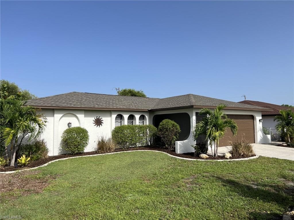 3324 Country Club BLVD CAPE CORAL, FL 33904