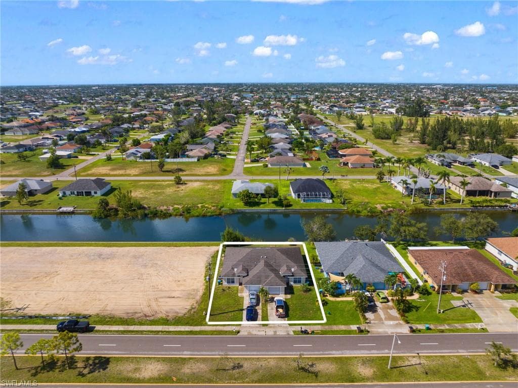 1413 Gleason PKY CAPE CORAL, FL 33914