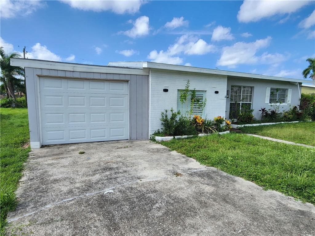 9949 Birr ST FORT MYERS, FL 33919