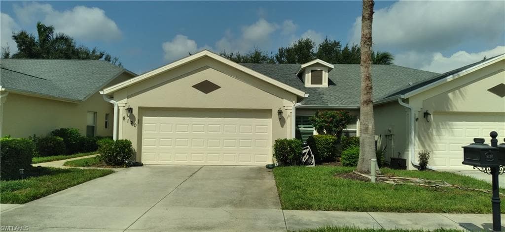 8120 Ibis Cove CIR 812 NAPLES, FL 34119