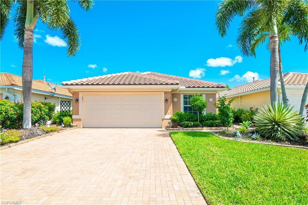 19675 Villa Rosa LOOP ESTERO, FL 33967