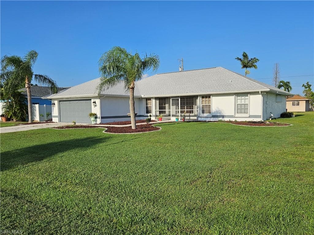 2813 Academy BLVD CAPE CORAL, FL 33904