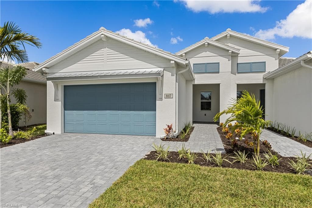 8817 Saint Lucia DR NAPLES, FL 34114