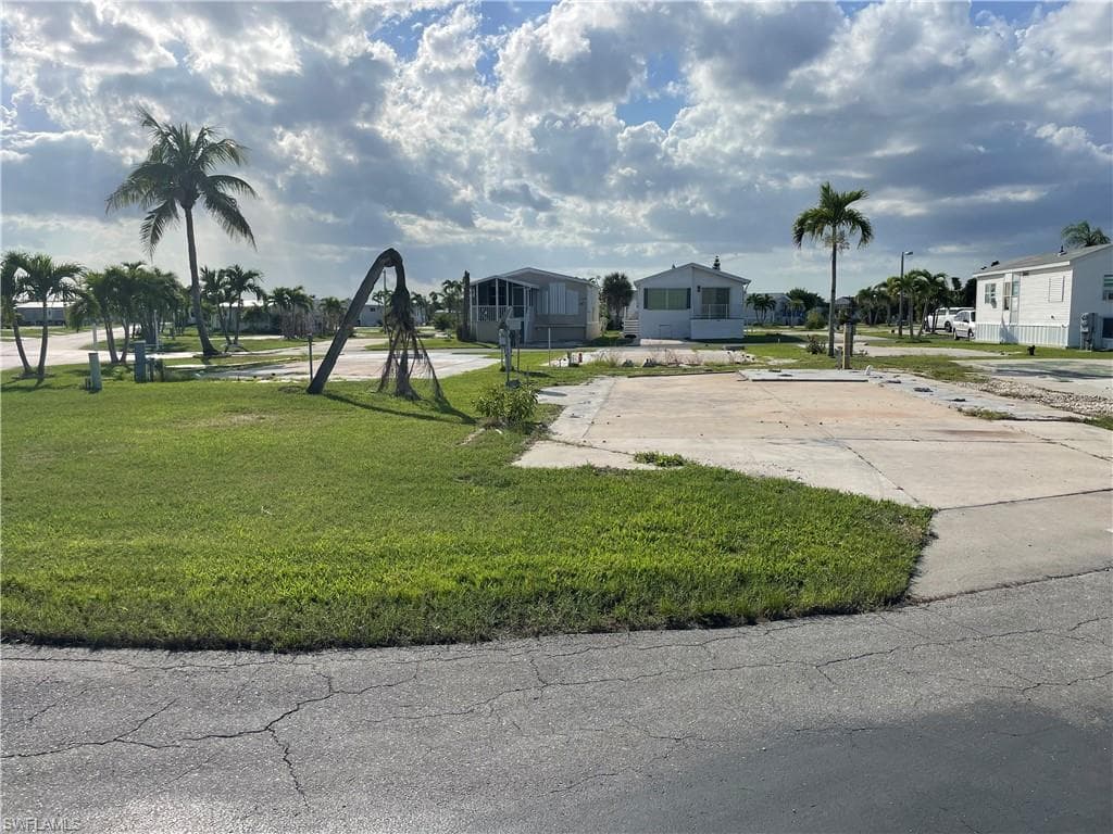 19681 Summerlin RD 567 FORT MYERS, FL 33908