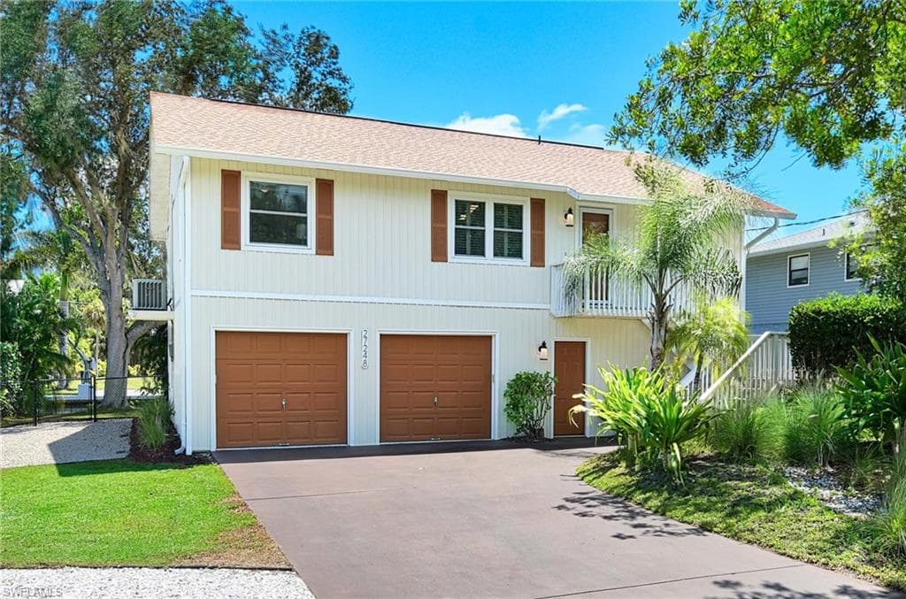 27248 Barbarosa ST BONITA SPRINGS, FL 34135