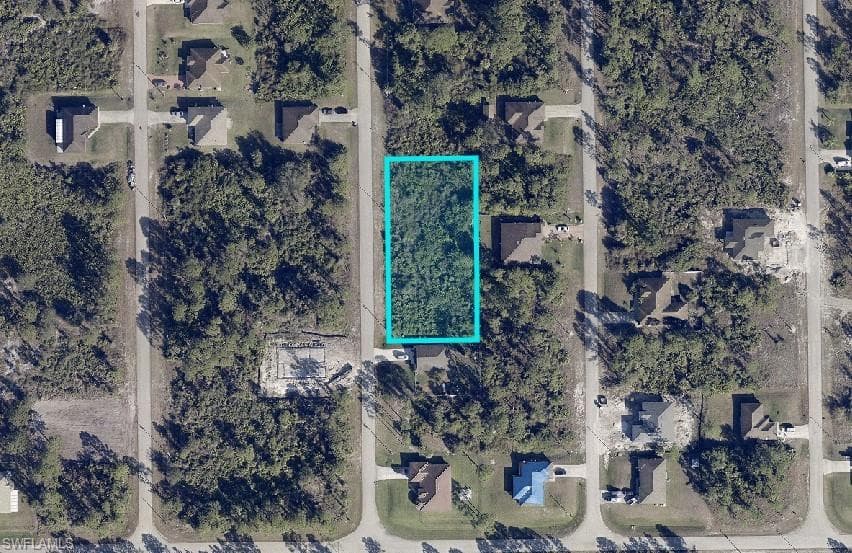 735 Fullerton AVE S LEHIGH ACRES, FL 33974