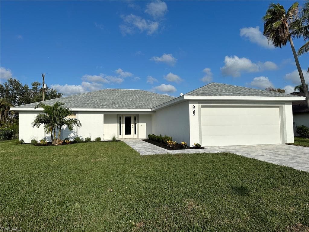 635 SE 11th PL CAPE CORAL, FL 33990