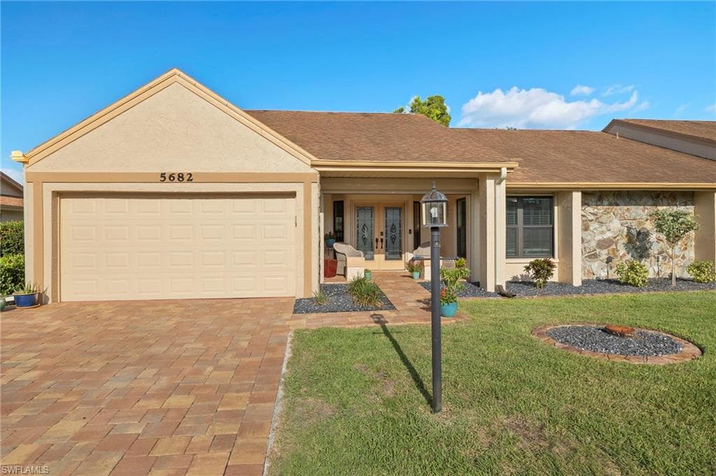 5682 Arvine CIR FORT MYERS, FL 33919