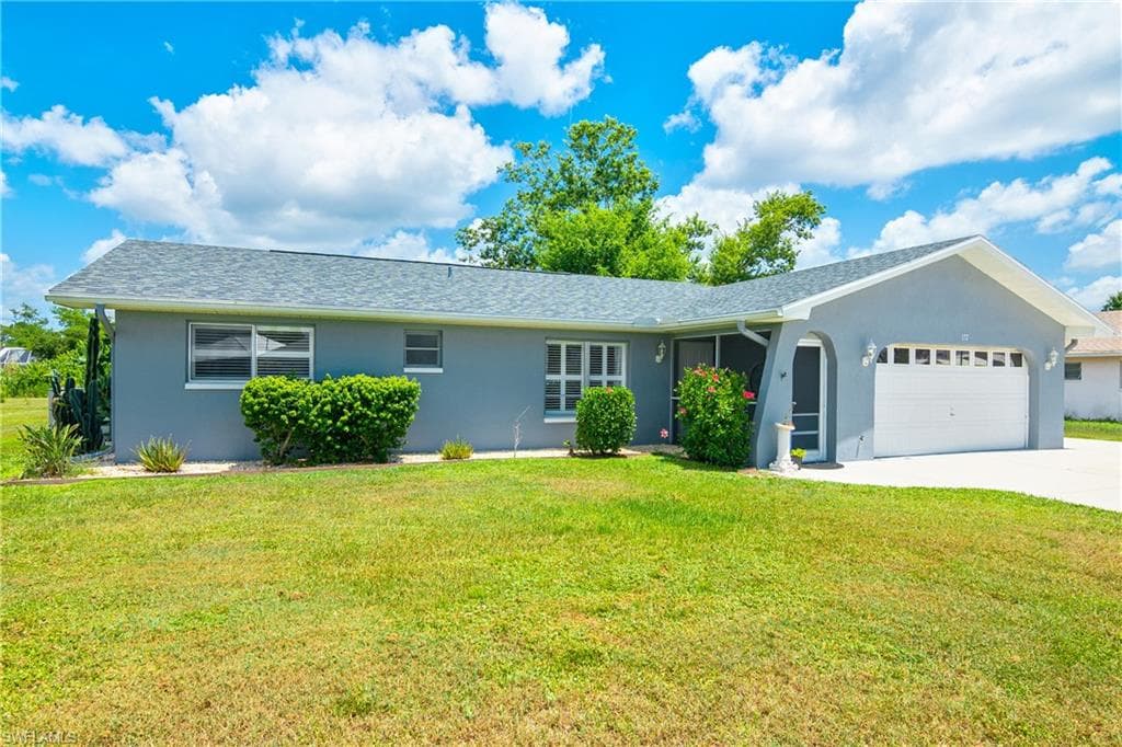 172 Mariana AVE NORTH FORT MYERS, FL 33917