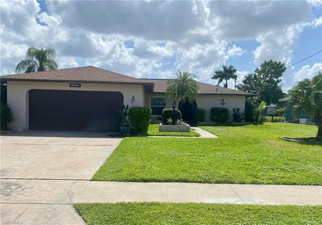 4548 Gulf AVE NORTH FORT MYERS, FL 33903