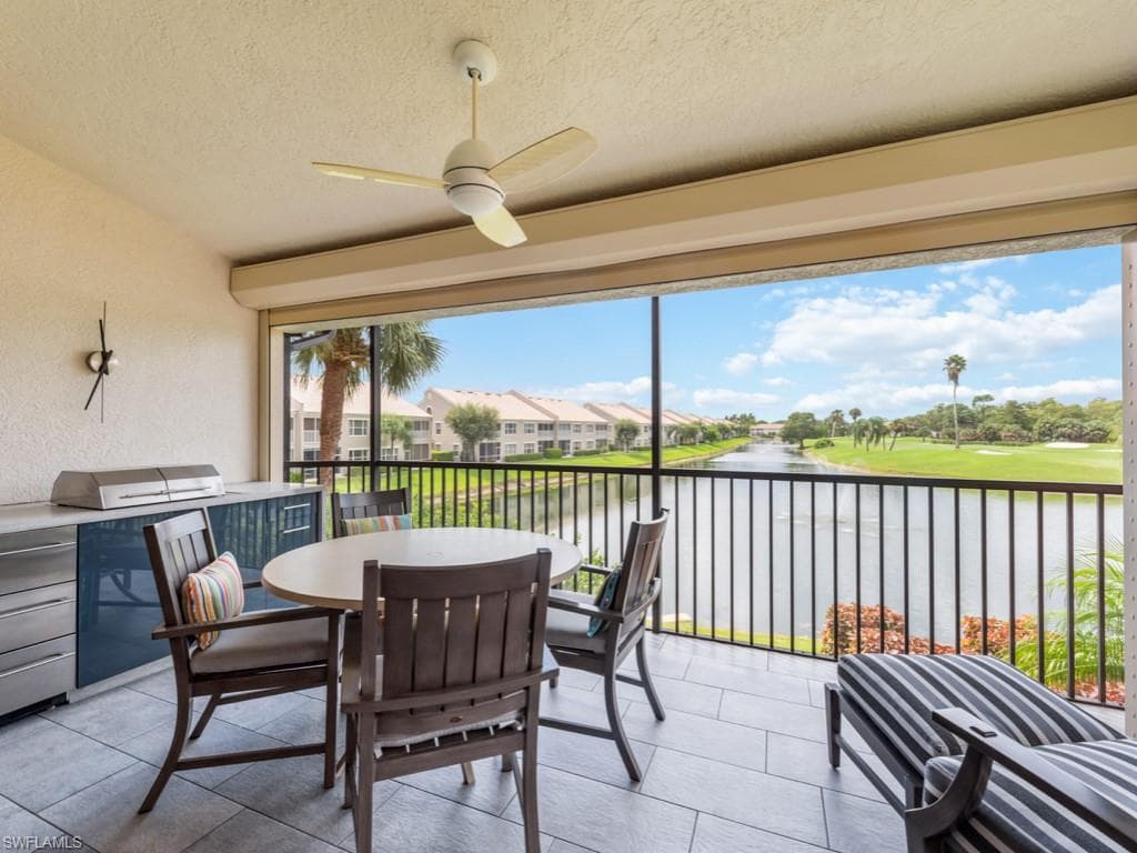 5720 Grande Reserve WAY 2004 NAPLES, FL 34110