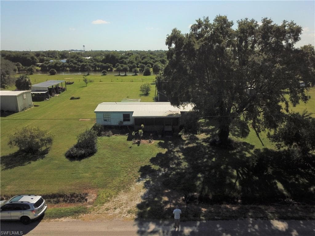 1369 Saddle LN MOORE HAVEN, FL 33471