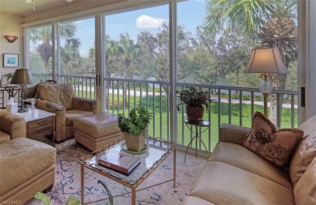 4051 Bayhead DR 202 BONITA SPRINGS, FL 34134