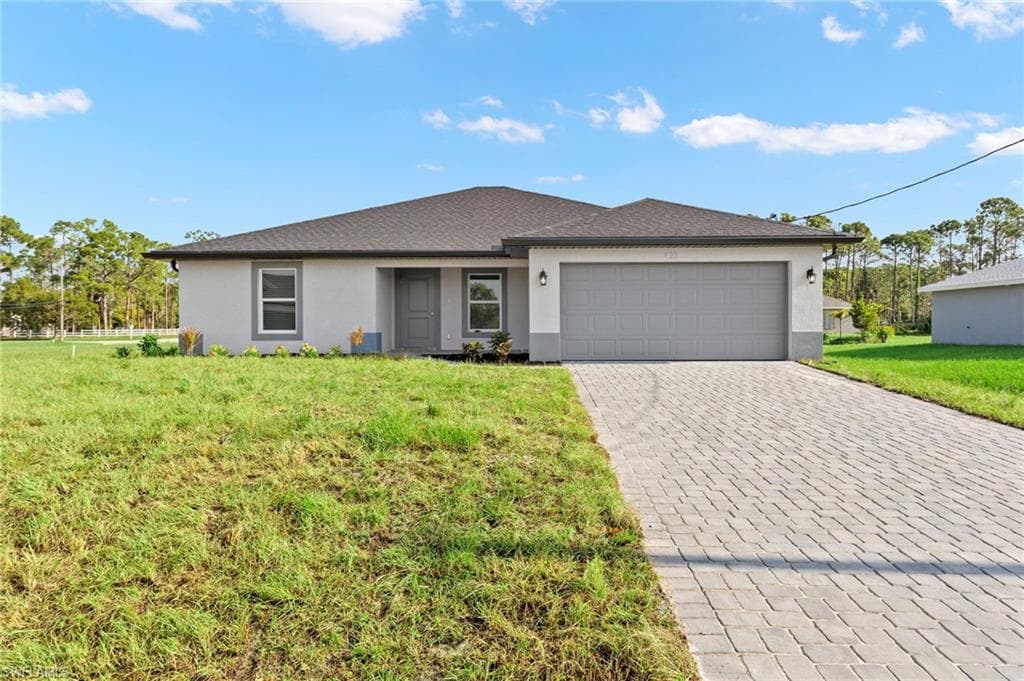 423 NE 31st TER CAPE CORAL, FL 33909
