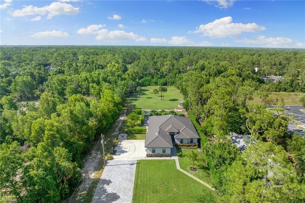 5895 Golden Gate PKWY NAPLES, FL 34116