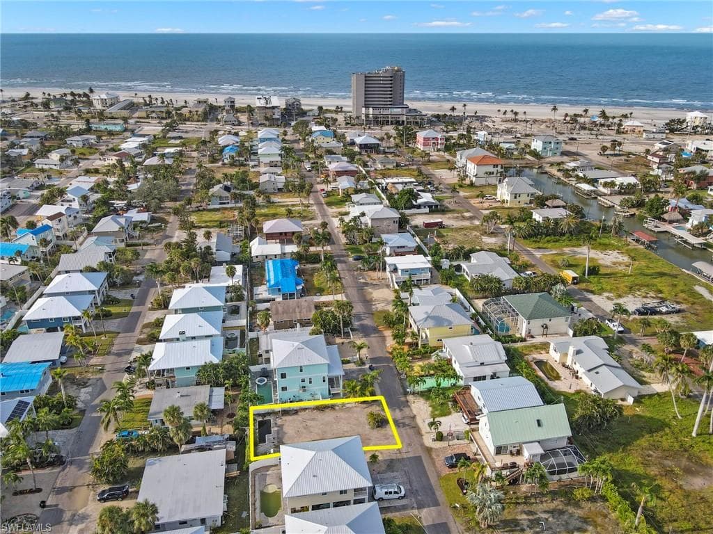 250 Pearl ST FORT MYERS BEACH, FL 33931