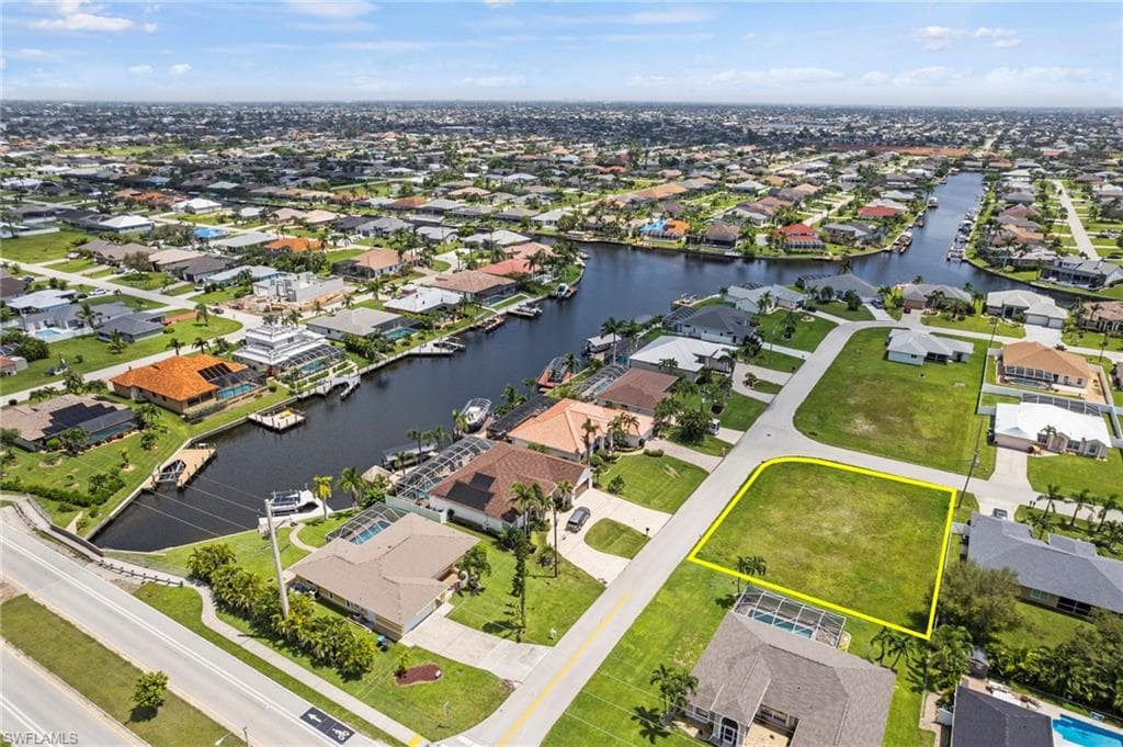 4504 SW 20th PL CAPE CORAL, FL 33914