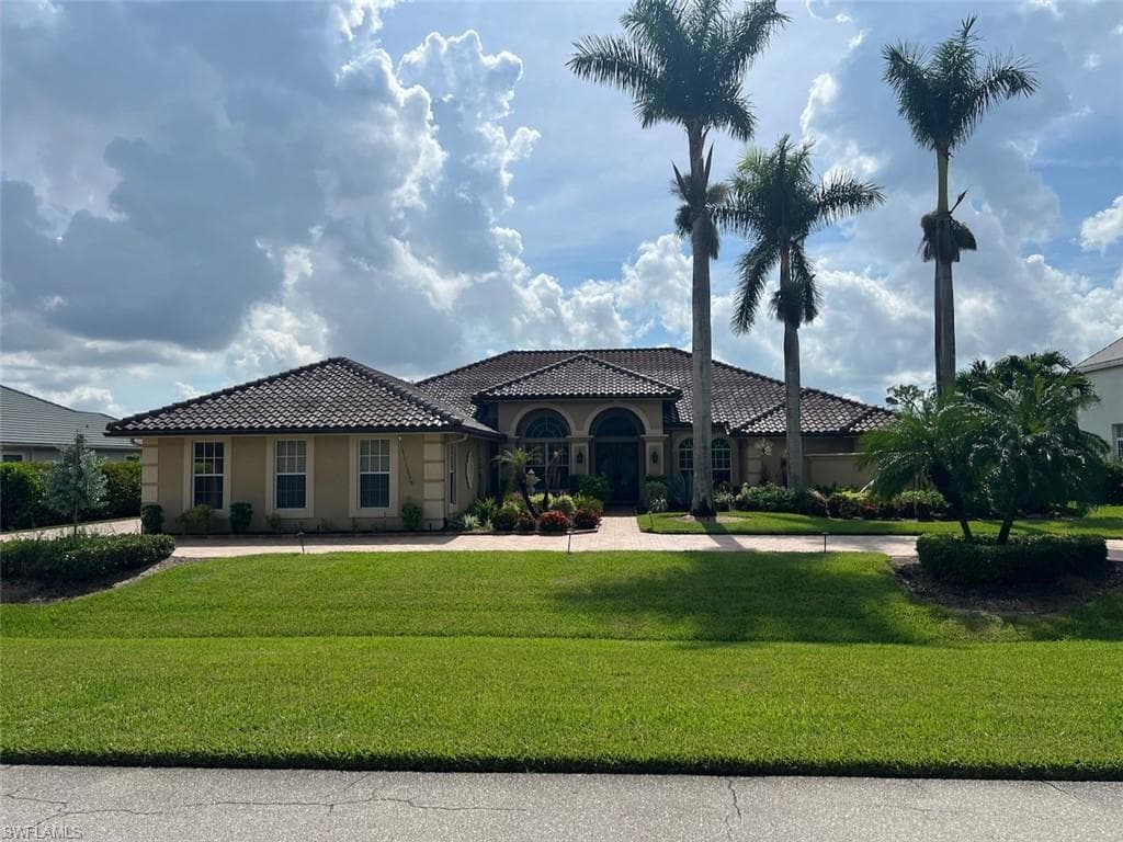 15460 Fiddlesticks BLVD FORT MYERS, FL 33912