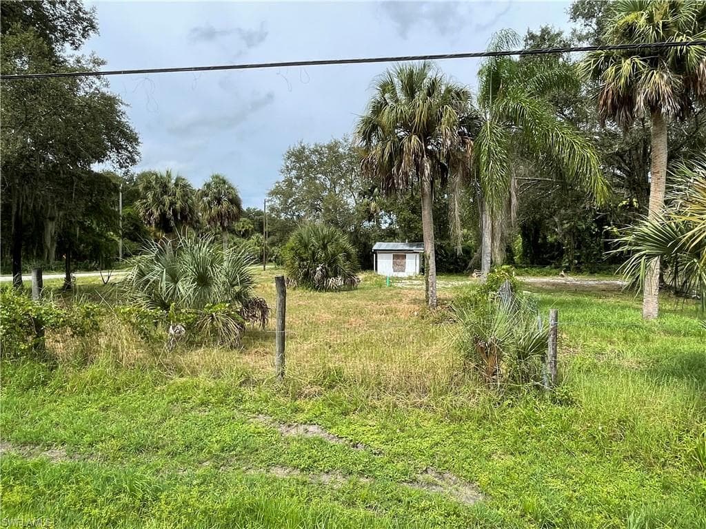1016 Charles ST MOORE HAVEN, FL 33471
