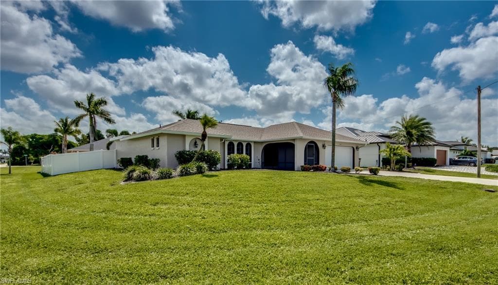 2121 SE 18th AVE CAPE CORAL, FL 33990